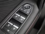 Renault Captur 1.6 E-Tech Hybrid 145Pk R.S. Line | Navigatie | Apple & Android Carplay | 360° Camera & Parkeersensoren | Cruise Control & Snelheidsbegrenzer | Climate Control | Keyless Entry |