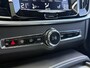 Volvo V90 Cross Country 2.0 T5 Pro AWD | Trekhaak | Massagestoelen | Luchtvering | Apple CarPlay/Android Auto | Navigatie | Stoelverwarming | Stuurverwarming | DAB+ | Schuif/Kanteldak | Head-up Display |