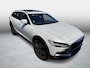 Volvo V90 Cross Country 2.0 T5 Pro | Trekhaak | Massagestoelen | Memoryseats | Apple CarPlay/Android Auto | Navigatie | Stoelverwarming | Stuurverwarming | DAB+ | Schuif/Kanteldak | Luchtvering | Head-up Display |