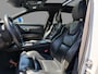 Volvo V90 Cross Country 2.0 T5 Pro | Trekhaak | Massagestoelen | Memoryseats | Apple CarPlay/Android Auto | Navigatie | Stoelverwarming | Stuurverwarming | DAB+ | Schuif/Kanteldak | Luchtvering | Head-up Display |