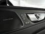 Volvo XC60 T6 Plug-in hybrid AWD Plus Black Edition | Panoramadak | 360° camera | Harman Kardon | Head-up display | Stoel- en stuurverwarming | Trekhaak