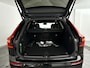 Volvo XC60 T6 Plug-in hybrid AWD Plus Black Edition | Panoramadak | 360° camera | Harman Kardon | Head-up display | Stoel- en stuurverwarming | Trekhaak
