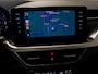 Skoda Kamiq 1.0 TSI Style 110pk / Elektrisch verstelbare stoelen / Panoramadak / Trekhaak / Dodehoek detectie / Achteruitrijcamera / Navigatie / Apple carplay /