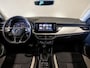 Skoda Kamiq 1.0 TSI Style 110pk / Elektrisch verstelbare stoelen / Panoramadak / Trekhaak / Dodehoek detectie / Achteruitrijcamera / Navigatie / Apple carplay /