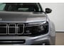 Jeep Avenger Summit 54 kWh | Tot 8 Jaar Garantie | SOH 99% | Warmtepomp | Navigatie | Stoelverwarming | Voorruit Verwarming | Elektrische Achterklep |