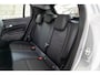 Jeep Avenger Summit 54 kWh | Tot 8 Jaar Garantie | SOH 99% | Warmtepomp | Navigatie | Stoelverwarming | Voorruit Verwarming | Elektrische Achterklep |
