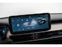Jeep Avenger Summit 54 kWh | Tot 8 Jaar Garantie | SOH 99% | Warmtepomp | Navigatie | Stoelverwarming | Voorruit Verwarming | Elektrische Achterklep |
