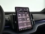 Volvo EX30 P5 Long Range Plus Black Edition Europa 69 kWh | Parkeercamera | Harman Kardon | Stoel- en stuurverwarming | Elektrische stoelen