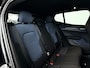 Volvo EX30 P5 Long Range Plus Black Edition Europa 69 kWh | Parkeercamera | Harman Kardon | Stoel- en stuurverwarming | Elektrische stoelen
