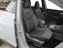 Nissan Qashqai 1.3 MHEV Tekna | Navigatie | 360 Camera | DAB | Stoelverwarming | Adaptieve Cruise Control | Ele. kofferdeksel | Dodehoek detectie | LED | Apple CarPlay/Android Auto | Draadloze telefoonlader | Matrix LED |