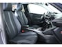 Peugeot 2008 1.2 PureTech Active / CarPlay / Panorama / Camera
