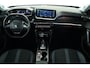 Peugeot 2008 1.2 PureTech Active / CarPlay / Panorama / Camera