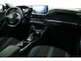 Peugeot 2008 1.2 PureTech Active / CarPlay / Panorama / Camera