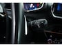 Peugeot 2008 1.2 PureTech Active / CarPlay / Panorama / Camera