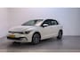 Volkswagen Golf 1.5 TSI Life Business Camera Sfeerverlichting DAB+ App-Connect Trekhaak