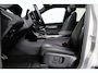 Land Rover Range Rover Evoque 1.5 P300e AWD R-Dynamic HSE | SOH 96% | Panoramadak | Meridian | Adaptive Cruise | 360 Camera | Stoel-/Stuurverwarming | Elektr stoel + Mem | HUD | Full Led | Dealer Onderhouden