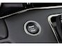 Land Rover Range Rover Evoque 1.5 P300e AWD R-Dynamic HSE | SOH 96% | Panoramadak | Meridian | Adaptive Cruise | 360 Camera | Stoel-/Stuurverwarming | Elektr stoel + Mem | HUD | Full Led | Dealer Onderhouden