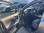 Toyota RAV4 2.5 Hybrid AWD Bi-Tone JBL / Camera rondom / stuur en stoelverwarming / trekhaak / Super mooie RAV4 met 1650 trekgewicht!