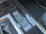 Isuzu D-Max 1.9 Double Cab verlengd 5-persoons V-Cross Automaat BPM-vrij / 20 december 2024 / meest luxe uitvoering / trekhaak / lederen bekleding / Apple carplay / Android Auto / groot scherm / camera / BPM-VRIJ, LAATSTE DIE WIJ HEBBEN.