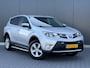 Toyota RAV4 2.2 D-4D 4WD Grijs Kenteken - 2e Eigenaar - Camera - Clima - Trekhaak