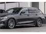 BMW 3-Serie Touring 330i High Executive Edition | Pano | HUD | Stuurverw.