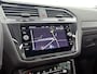 Volkswagen Tiguan 1.5 TSI R-Line Business+ | Navigatie | Stoelverwarming | Panorama dak | Cruise control | elektrische klep |