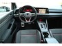 Volkswagen Golf 2.0 TSI GTI CLUBSPORT 300 PK / PANO / IQ LIGHT / HARMAN KARDON / HEAD UP DISPLAY / MOONSTONE GREY