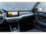 Skoda Octavia Combi 1.4 TSI iV PHEV Business Edition Plus | Plug-in Hybrid (PHEV) | Navigatie Columbus 10 inch | Apple Carplay | Android Auto | Stoelverwarming voor en achter | Keyless Entry | Cruise Control | Elektrisch Verstelbare Voorstoelen | Parkeersensoren