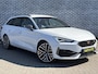 CUPRA Leon Sportstourer 1.4 e-Hybrid VZ Performance | Plug-in Hybrid (PHEV) | Achteruitrijcamera | Parkeersensoren | Beats Audio | Cruise Control Adaptief | Keyless Entry | Elektrische Achterklep | Stoelverwarming | Navigatie | Apple Carplay | Android Auto | Lichtmetalen Velgen 19 inch | Alarm