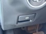 Mercedes-Benz A-klasse 160 Ambition Automaat l Dealer Onderhouden l Pano l Carplay l Stoelverw l Navi l Halfleder l Pdc l LED l Clima l Cruise l Lm velgen l 102pk l N.A.P l Apk tot 07-2027