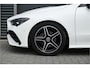Mercedes-Benz CLA 180 AMG / PANO / NIGHT / SFEERVERLICHTING / 360 CAMERA / LED / FACELIFT