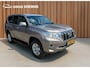 Toyota Land Cruiser 2.8 D-4D-F Challenger Window Van BEARLOCK