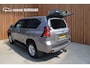 Toyota Land Cruiser 2.8 D-4D-F Challenger Window Van BEARLOCK