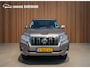 Toyota Land Cruiser 2.8 D-4D-F Challenger Window Van BEARLOCK