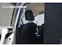 Toyota Land Cruiser 2.8 D-4D-F Challenger Window Van BEARLOCK