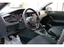 Volkswagen Polo 1.0 TSI Comfortline. CarPlay. pdc. adaptive cruise. navi