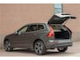 Volvo XC60 T8 Twin Engine AWD Momentum, Leder, Carplay, Trekhaak, Stoelverwarming, Camera, Panoramadak, Full LED.