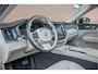 Volvo XC60 T8 Twin Engine AWD Momentum, Leder, Carplay, Trekhaak, Stoelverwarming, Camera, Panoramadak, Full LED.