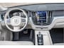 Volvo XC60 T8 Twin Engine AWD Momentum, Leder, Carplay, Trekhaak, Stoelverwarming, Camera, Panoramadak, Full LED.
