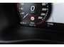 Volvo XC40 1.5 T5 Recharge R-Design | Plug-in Hybrid (PHEV) | Trekhaak | Panoramadak | Harman Kardon Audio | 360 Graden Camera | Parkeersensoren | Stoelverwarming | LED Koplampen Adaptief | Keyless Entry | Elektrische Achterklep | Cruise Control | BLIS | Navigatie