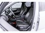 Volvo XC40 1.5 T5 Recharge R-Design | Plug-in Hybrid (PHEV) | Trekhaak | Panoramadak | Harman Kardon Audio | 360 Graden Camera | Parkeersensoren | Stoelverwarming | LED Koplampen Adaptief | Keyless Entry | Elektrische Achterklep | Cruise Control | BLIS | Navigatie