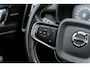 Volvo XC40 1.5 T5 Recharge R-Design | Plug-in Hybrid (PHEV) | Trekhaak | Panoramadak | Harman Kardon Audio | 360 Graden Camera | Parkeersensoren | Stoelverwarming | LED Koplampen Adaptief | Keyless Entry | Elektrische Achterklep | Cruise Control | BLIS | Navigatie