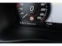 Volvo XC40 1.5 T5 Recharge R-Design | Plug-in Hybrid (PHEV) | Trekhaak | Panoramadak | Harman Kardon Audio | 360 Graden Camera | Parkeersensoren | Stoelverwarming | LED Koplampen Adaptief | Keyless Entry | Elektrische Achterklep | Cruise Control | BLIS | Navigatie