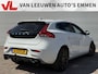 Volvo V40 1.5 T3 Polar+ Sport R-design | Nieuw Binnen! | Carplay | Pano | Stoelverwarming | Trekhaak |