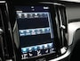 Volvo V60 T6 Recharge AWD R-Design PHEV 340pk Dealer O.H | Trehaak Af Fabriek | Camera | Lederen Sportstoelen Memory & Verwarmd | Cruise Control | Pilot Assist | Apple Carplay | Keyless | Stuurverwarming | Virtual | Navigatie | DAB | 19"L.M | Plug In Hybrid |