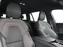 Volvo V60 T6 Recharge AWD R-Design PHEV 340pk Dealer O.H | Trehaak Af Fabriek | Camera | Lederen Sportstoelen Memory & Verwarmd | Cruise Control | Pilot Assist | Apple Carplay | Keyless | Stuurverwarming | Virtual | Navigatie | DAB | 19"L.M | Plug In Hybrid |