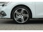 SEAT Leon Sportstourer 1.5 TSI 204pk DSG e-Hybrid FR Business | LMV 18'' | Matrix LED Koplampen