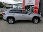 Toyota RAV4 2.5 Hybrid AWD Dynamic NWE. 4-SEASONS STOEL- & VOORRUITVERWARMING PDC V+A DIGITAL DISPLAY LED