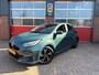Toyota Yaris 1.5 Hybrid 115 Dynamic, Parkeersensoren, Stuur + Stoelverwarming, Blindspot, Keyless, Carplay etc...