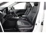 Toyota RAV4 2.5 Hybrid AWD Executive | Panoramadak | Trekhaak | Leder | Dodehoek detectie | Stoelverwarming/-ventilatie | JBL | 360 camera | Navigatie | Digitale binnenspiegel | 18 inch